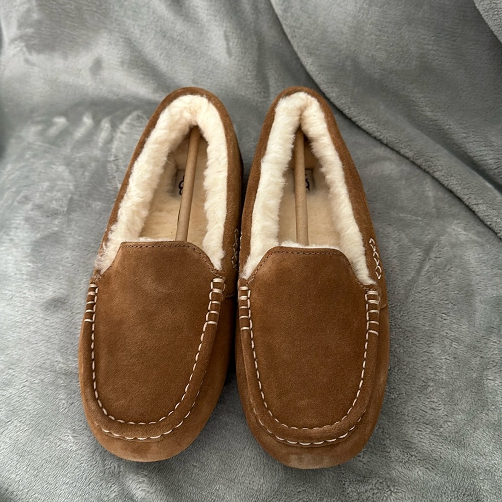 Authentic UGG Women’s Ansley.